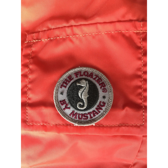 Vintage The Floater by Mustang M Inflatable Fishing Vest Angler Vest - Picture 2 of 3